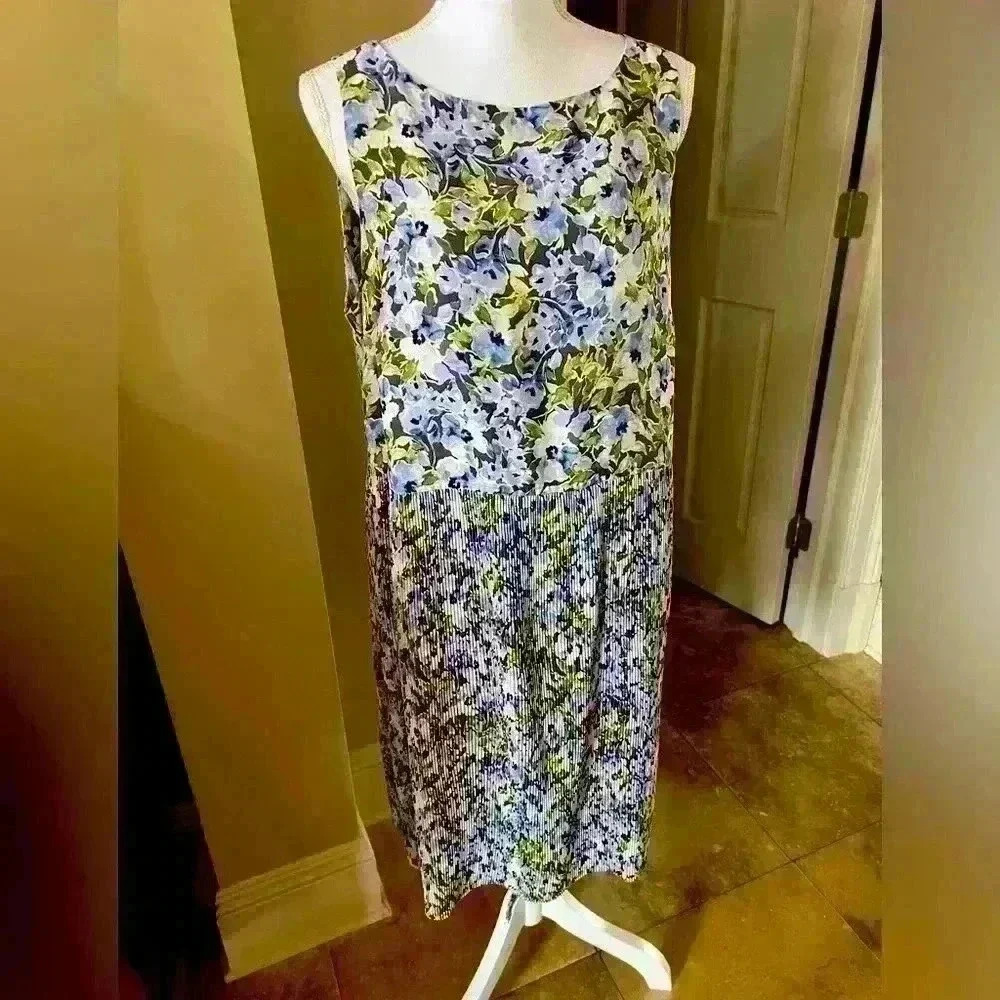 J Jill  ladies large sleeveless dress excellent condition lined from waist down. - Picture 4 of 15
